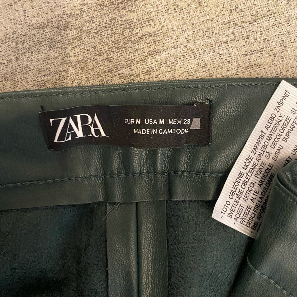 GORGEOUS Green leather  Zara pants